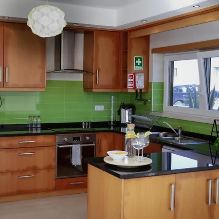 Wellnesshouse Bed and Breakfast Atouguia Da Baleia