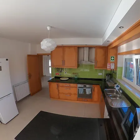 לינה וארוחת בוקר Wellnesshouse אנטוגויה דה באלייה